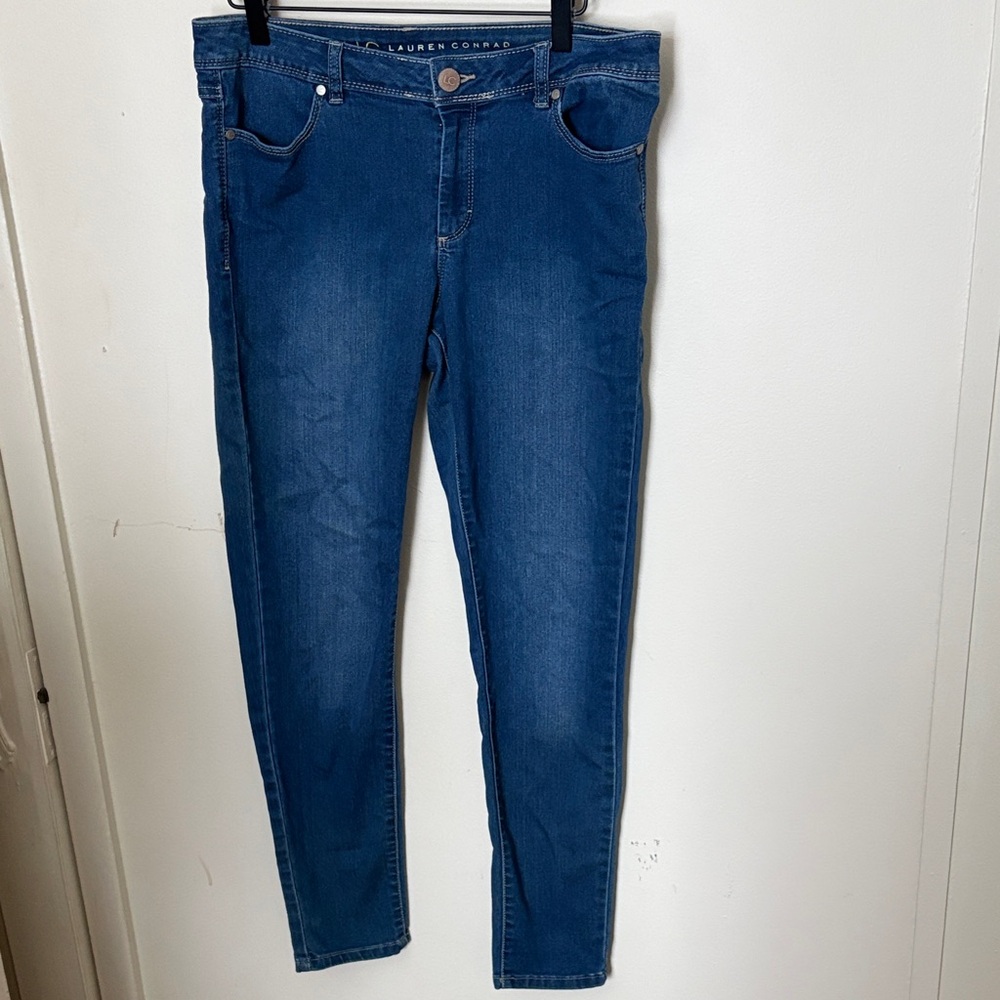 LC Lauren Conrad Women’s Stretch Blue Denim Jeans